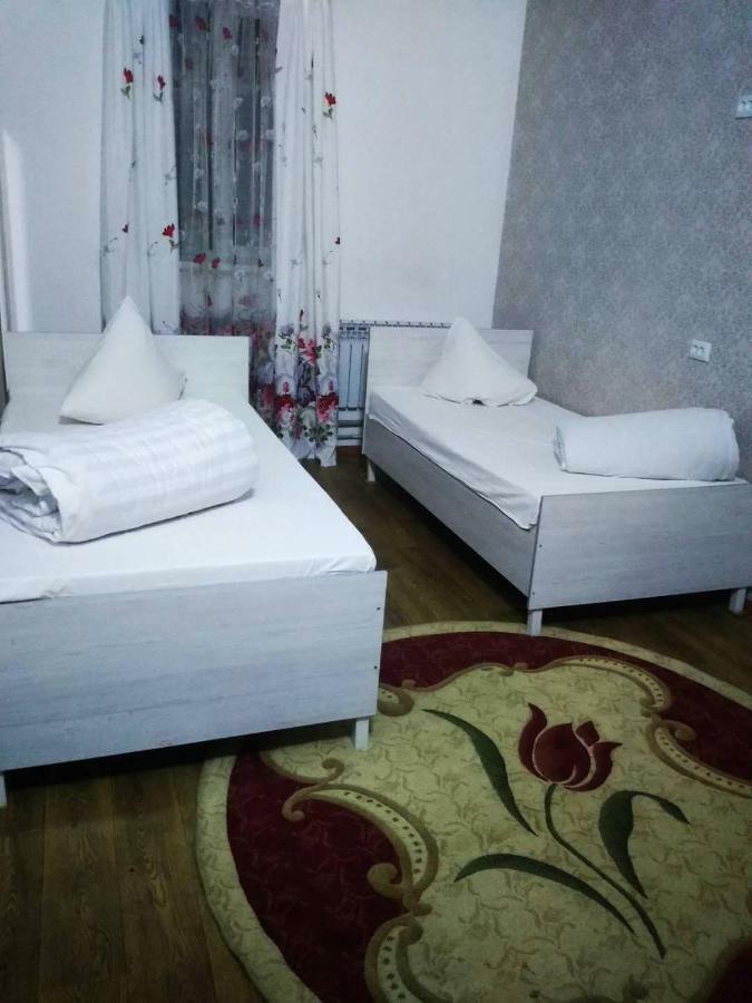 Saima Guest House Osh Exterior photo